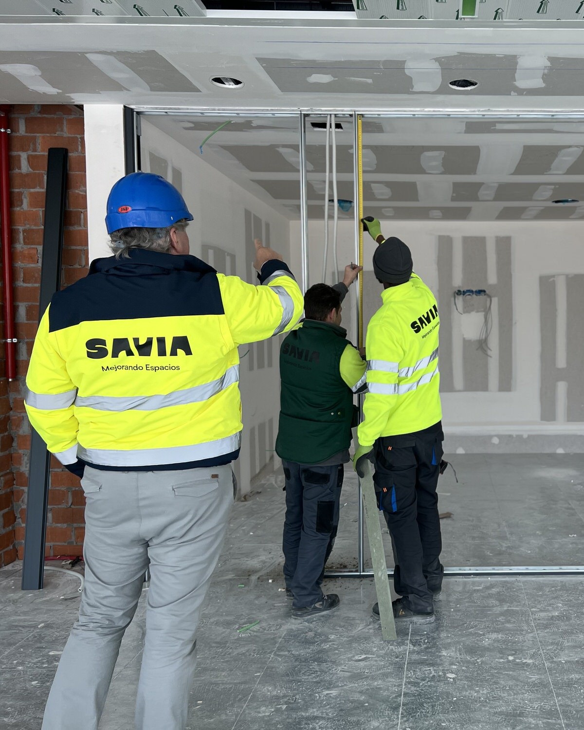 Empresa de Reformas, Equipamientos y Mobiliario en Galicia